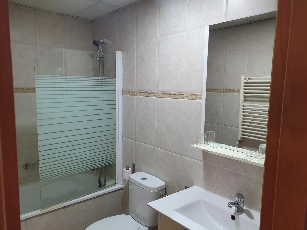 Hostal Fronton Alcobendas Ngoại thất bức ảnh
