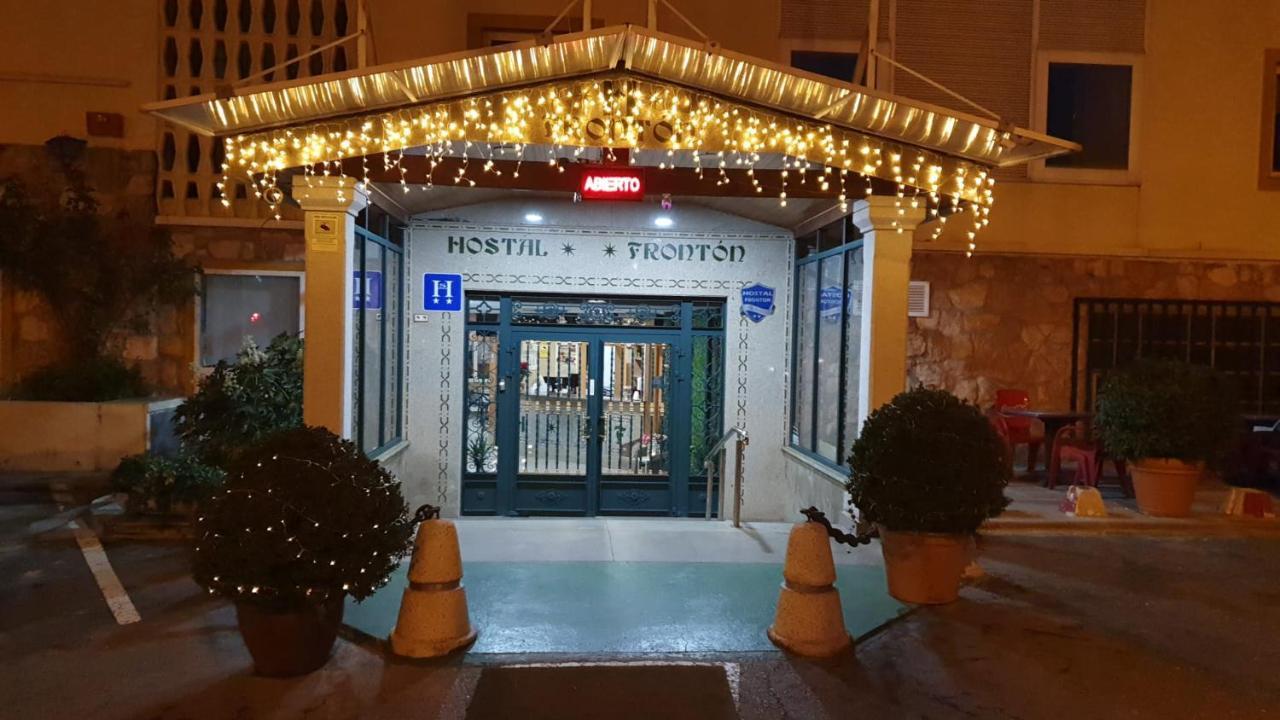 Hostal Fronton Alcobendas Ngoại thất bức ảnh