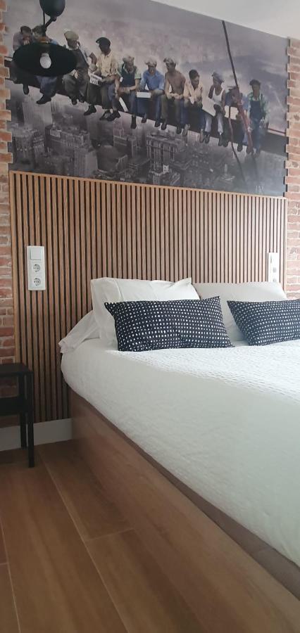 Hostal Fronton Alcobendas Ngoại thất bức ảnh