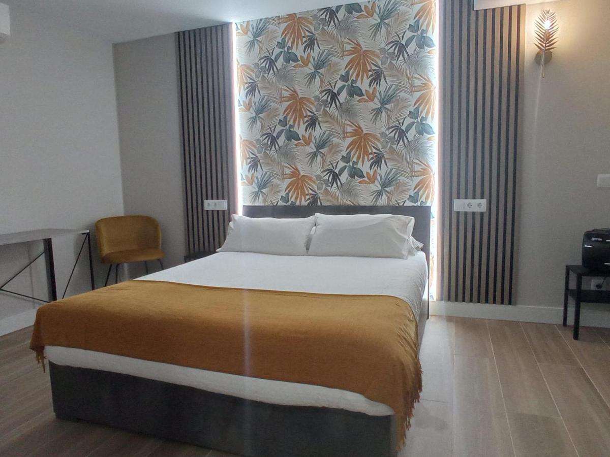 Hostal Fronton Alcobendas Ngoại thất bức ảnh