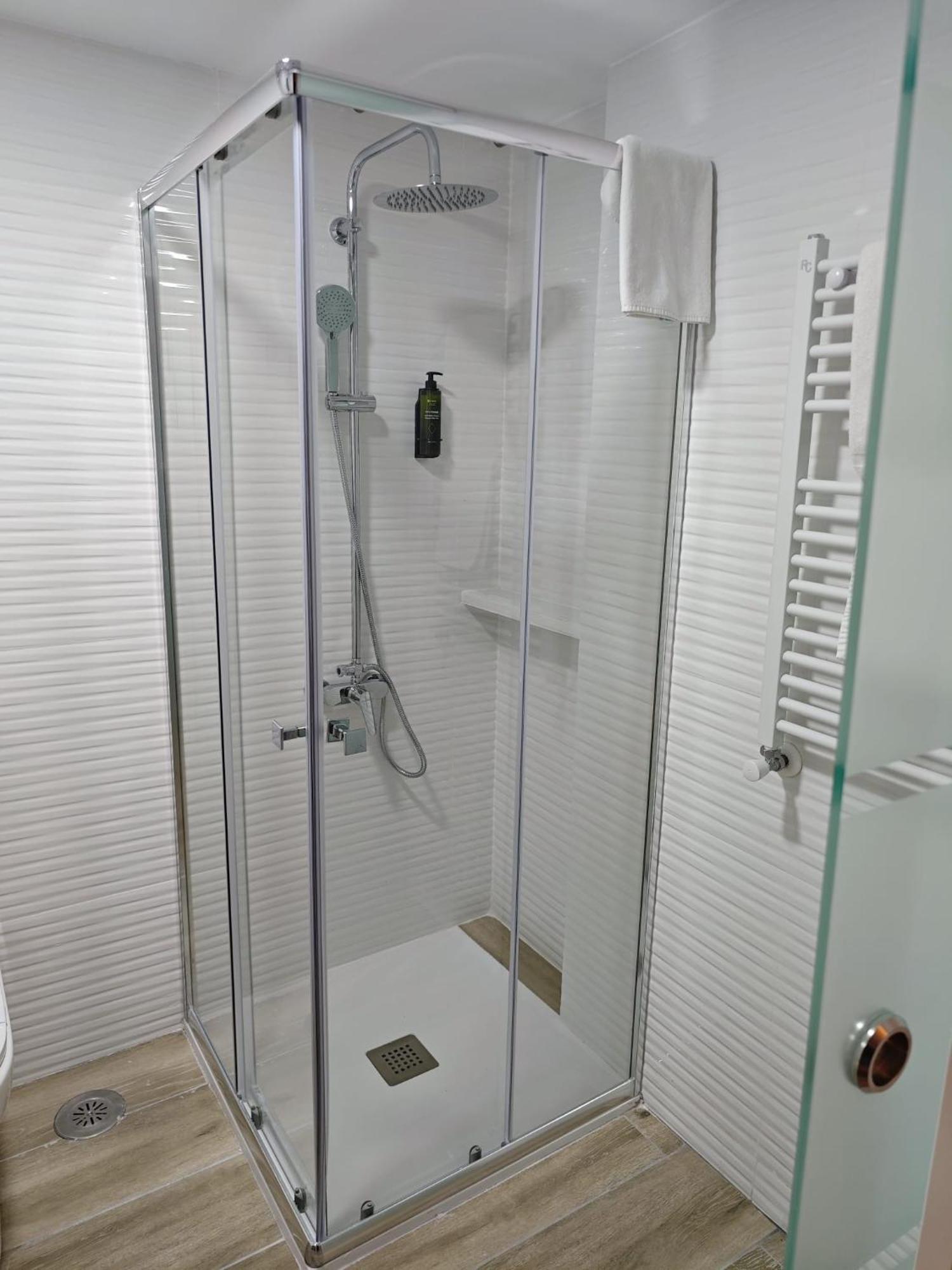 Hostal Fronton Alcobendas Ngoại thất bức ảnh
